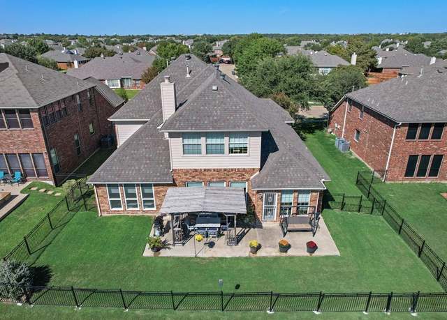Property at 6506 Lakecrest Dr, Sachse, TX 75048, 4 beds, 4 baths