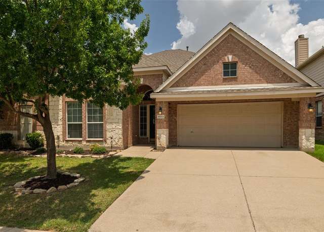 Property at 9833 Crawford Farms Dr, Fort Worth, TX 76244, 4 beds, 2.5 baths