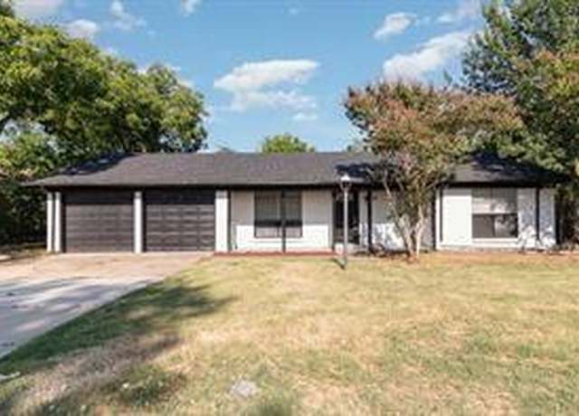 Property at 808 Gregory Ave, Bedford, TX 76022, 4 beds, 2 baths