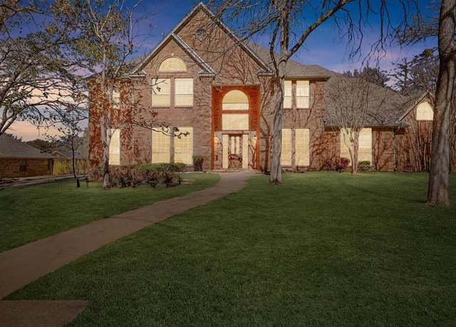 Property at 2253 Hollyhill Ln, Denton, TX 76205, 4 beds, 4.5 baths