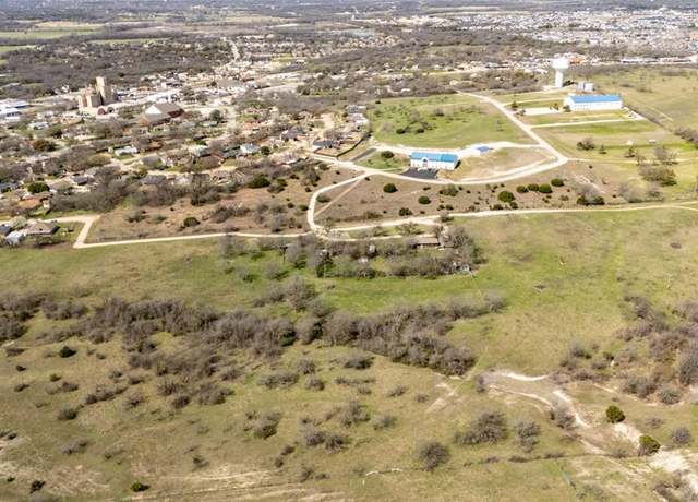 Property at 425 Circle Dr, Aledo, TX 76008