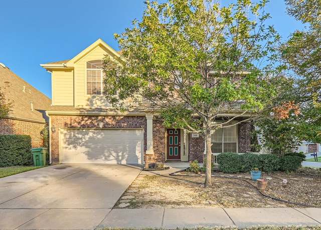 Property at 3900 Autumn Ln, Bedford, TX 76021, 5 beds, 3 baths