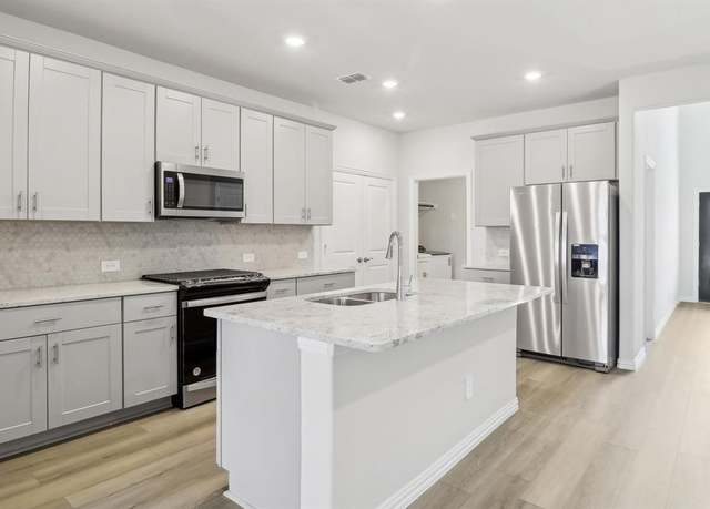 Property at 607 Willet Dr, Mckinney, TX 75069, 4 beds, 2.5 baths