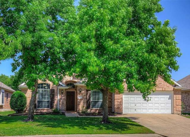 Property at 10801 Winged Foot Dr, Rowlett, TX 75089, 3 beds, 2 baths
