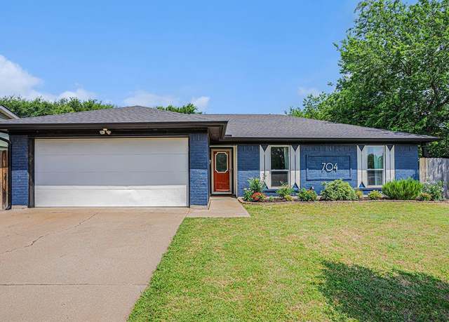 Property at 704 Vaughn Dr, Burleson, TX 76028, 4 beds, 2 baths