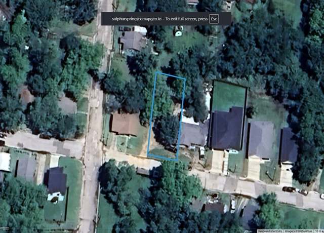 Property at 201 Ross St W, Sulphur Springs, TX 75482