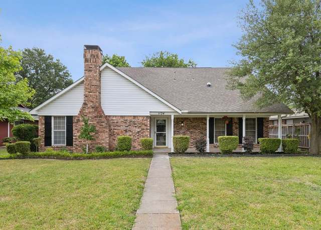 Property at 1134 Midway Dr, Richardson, TX 75081, 4 beds, 2.5 baths