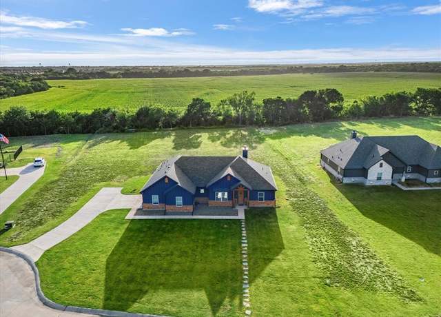 Property at 5223 Fox Trot Ln, Caddo Mills, TX 75135, 4 beds, 2.5 baths