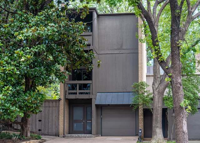Property at 4030 Buena Vista St, Dallas, TX 75204, 2 beds, 2 baths