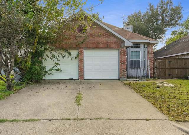 Property at 4215 Scarsdale Ln, Dallas, TX 75227, 3 beds, 2 baths