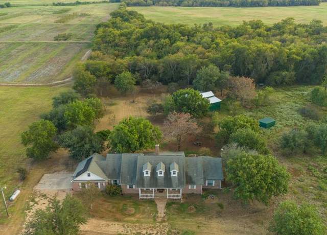 Property at 8099 W Interstate Highway 30, Cumby, TX 75433, 4 beds, 3.5 baths