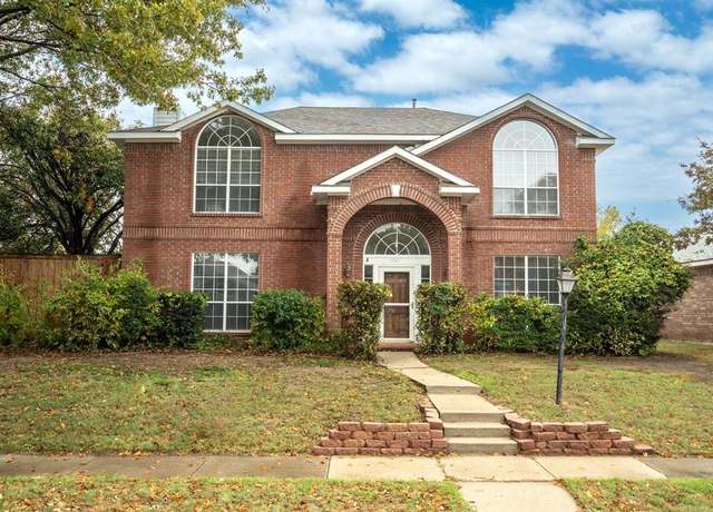Property at 10441 Castle Dr, Frisco, TX 75035, 3 beds, 2.5 baths