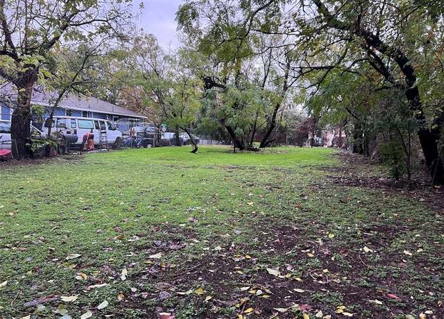 Property at 1835 Akron St, Dallas, TX 75212