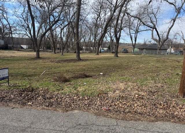 Property at 1610 S Rusk St, Sherman, TX 75090