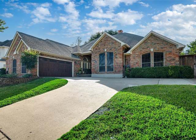 Property at 2013 Skelton St, Flower Mound, TX 75022, 3 beds, 2.5 baths
