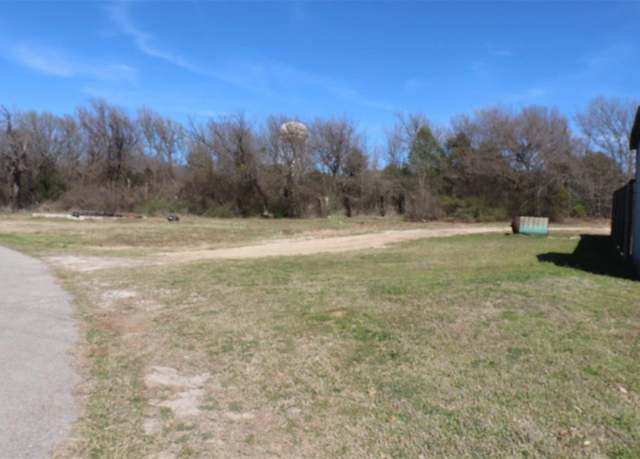 Property at 1616 Oliver St, Weatherford, TX 76086