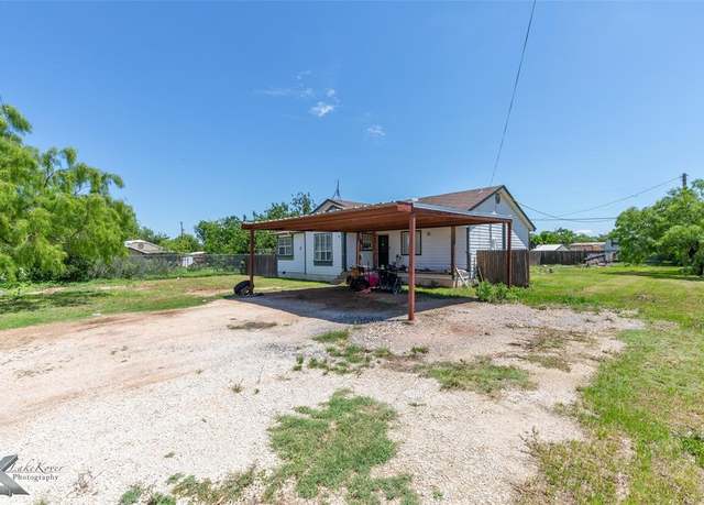 Property at 509 Orange, Merkel, TX 79536, 3 beds, 2 baths