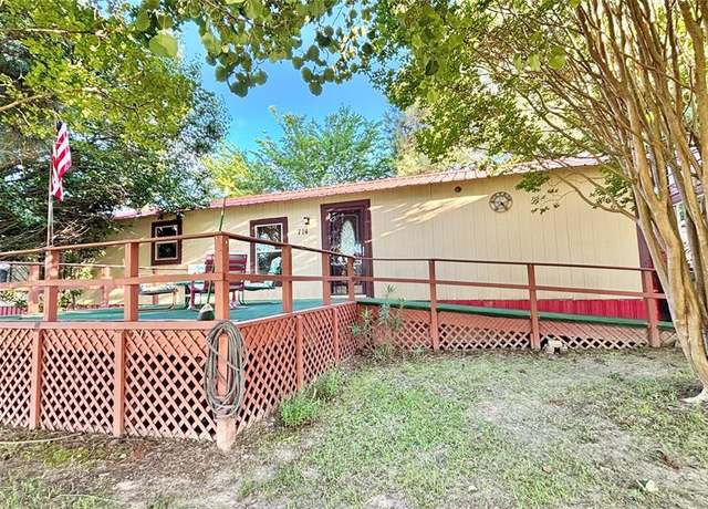 Property at 714 Holiday Village Dr, Quitman, TX 75783, 2 beds, 2 baths