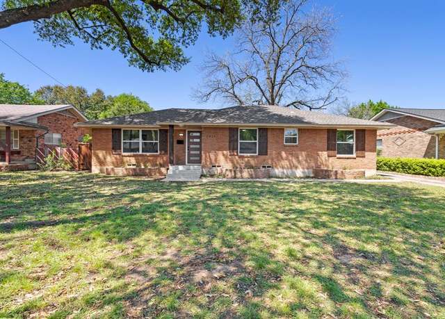 Property at 2921 Touraine Dr, Dallas, TX 75211, 4 beds, 2 baths