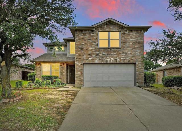 Property at 6917 Tessla Dr, Dallas, TX 75241, 4 beds, 2.5 baths
