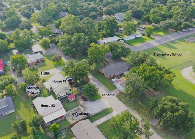 Property at 120 N 10th Ave, Teague, TX 75860, 7 beds, 4.5 baths