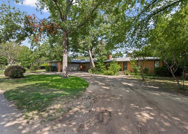 Property at 4415 Enfield Dr, Dallas, TX 75220, 3 beds, 2.5 baths