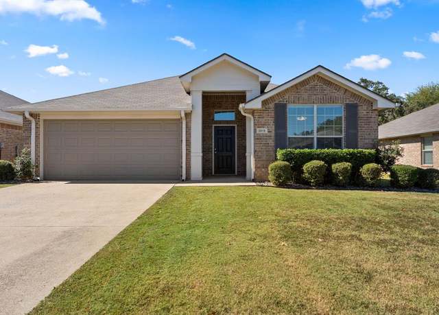 Property at 6015 Pine Cone Ln, Tyler, TX 75707, 3 beds, 2 baths