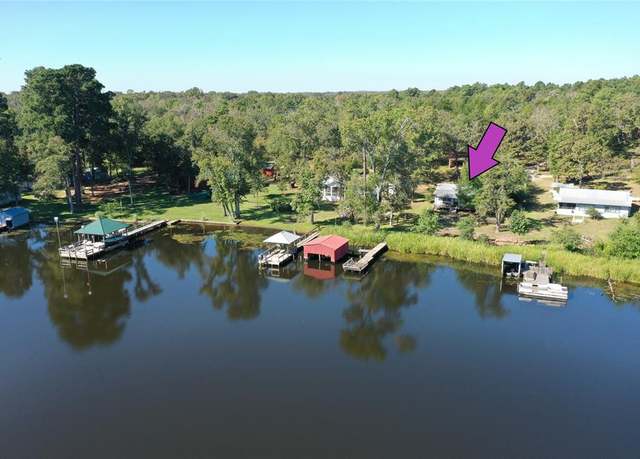 Property at 224 W PR 362, Fairfield, TX 75840, 1 bed, 2 baths