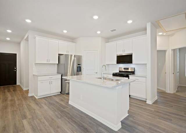 Property at 612 Travine Dr, Mckinney, TX 75071, 3 beds, 2 baths