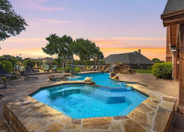 Property at 501 Las Lomas Dr, Heath, TX 75032, 5 beds, 4.5 baths