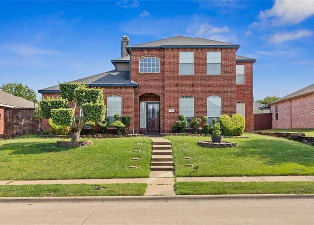 Property at 726 Opal Ln, Mesquite, TX 75149, 4 beds, 2.5 baths