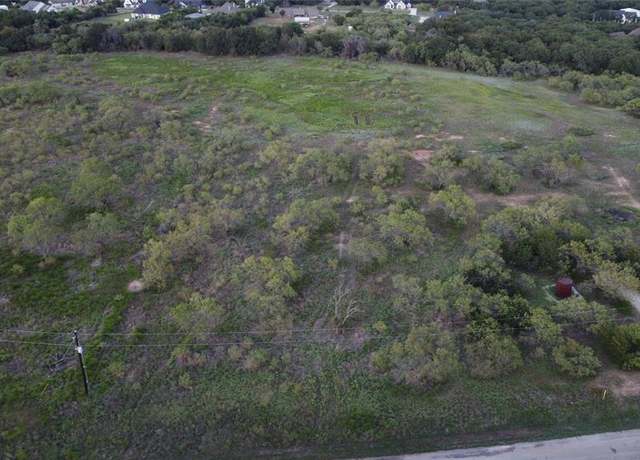 Property at 7600 Floyd Ct, Weatherford, TX 76086