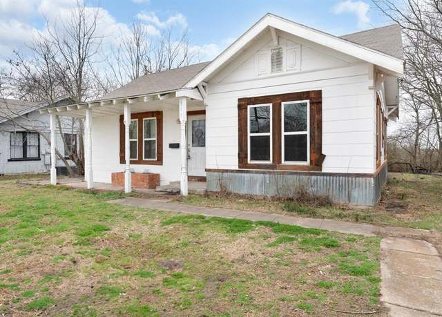 Property at 315 Park St, Commerce, TX 75428, 3 beds, 1 bath