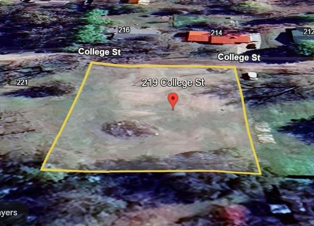 Property at 219 College St, Roxton, TX 75477