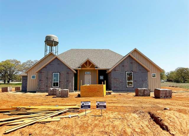 Property at 1005 Ronnie Ct, Springtown, TX 76082, 4 beds, 2.5 baths