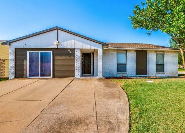 Property at 6900 Sandybrook Dr, Fort Worth, TX 76120, 3 beds, 2 baths