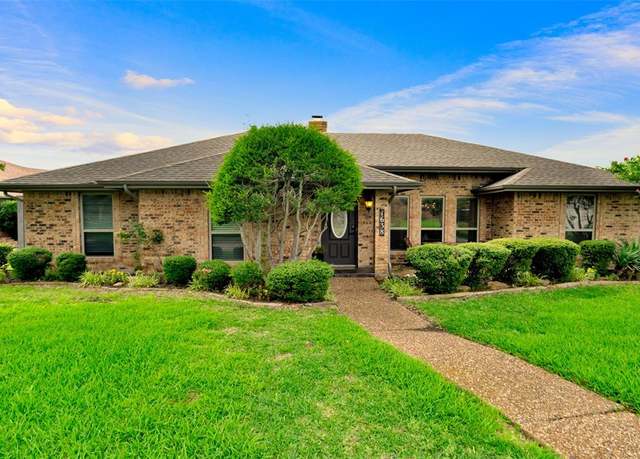 Property at 1638 Silverleaf Dr, Carrollton, TX 75007, 3 beds, 2.5 baths