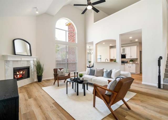 Property at 1444 Summerhill Dr, Carrollton, TX 75007, 4 beds, 2.5 baths