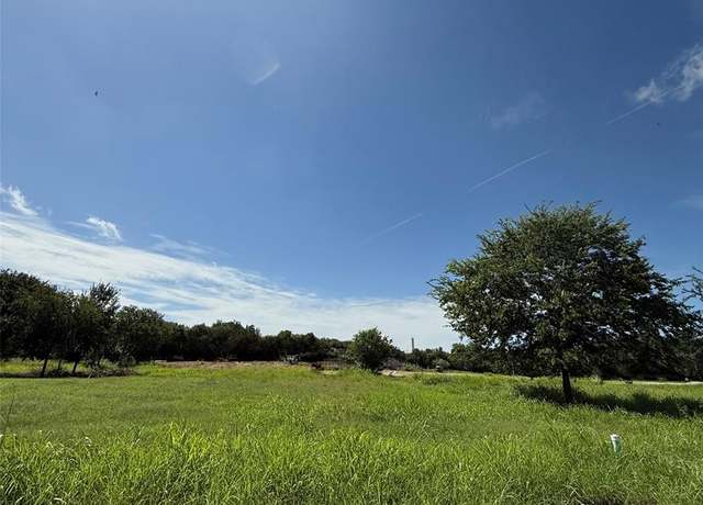 Property at 118 Dove Meadow Ln, Glen Rose, TX 76043