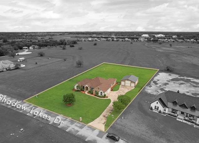 Property at 1310 Shadow Lakes Dr, Wills Point, TX 75169, 3 beds, 2.5 baths