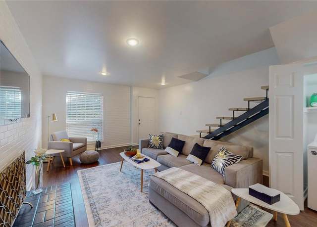 Property at 7773 Royal Ln, Dallas, TX 75230, 2 beds, 2.5 baths