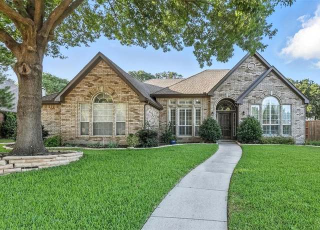 Property at 3136 Almond Dr, Flower Mound, TX 75028, 4 beds, 2 baths