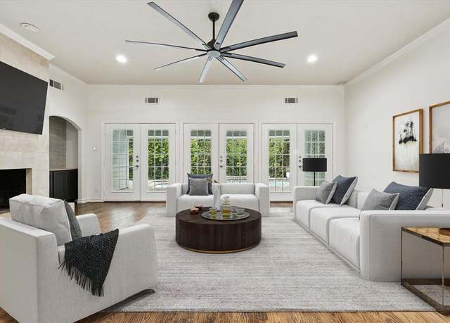 Property at 18512 Crownover Ct, Dallas, TX 75252, 3 beds, 3 baths