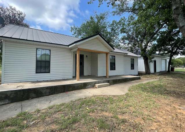 Property at 304 W Lee Ave, Graford, TX 76449, 3 beds, 2 baths