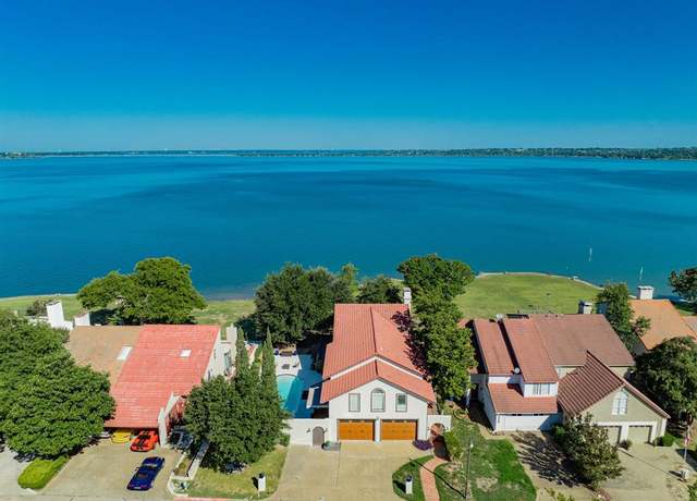 Property at 3422 Lakeside Dr, Rockwall, TX 75087, 5 beds, 5.5 baths