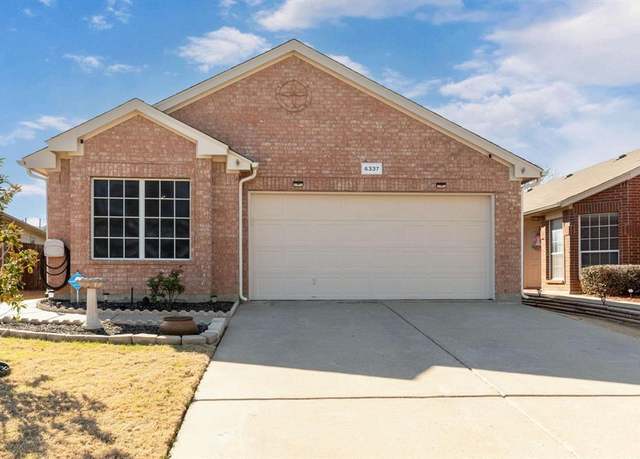 Property at 6337 Geneva Ln, Fort Worth, TX 76131, 3 beds, 2 baths