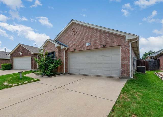 Property at 6337 Geneva Ln, Fort Worth, TX 76131, 3 beds, 2 baths