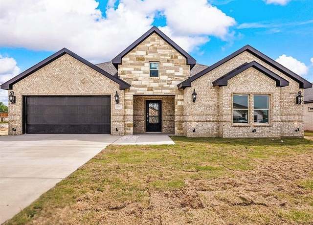 Property at 2107 Cole St, Mabank, TX 75147, 4 beds, 3 baths