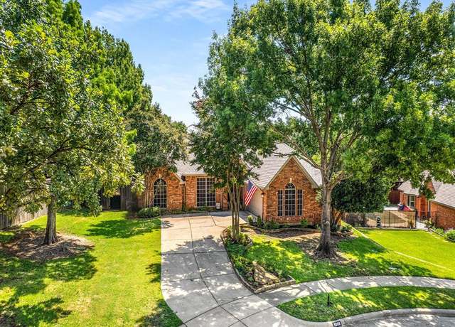 Property at 1008 Inverness Ct, Flower Mound, TX 75022, 4 beds, 2 baths