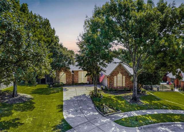 Property at 1008 Inverness Ct, Flower Mound, TX 75022, 4 beds, 2 baths